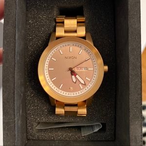 Nixon watch (rose gold)